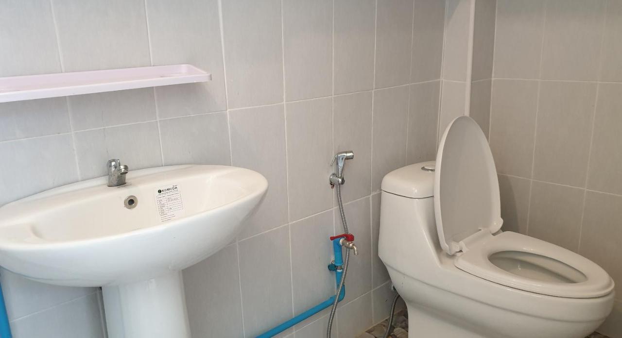 Titans House Chiang Dao Hostel ภายนอก รูปภาพ