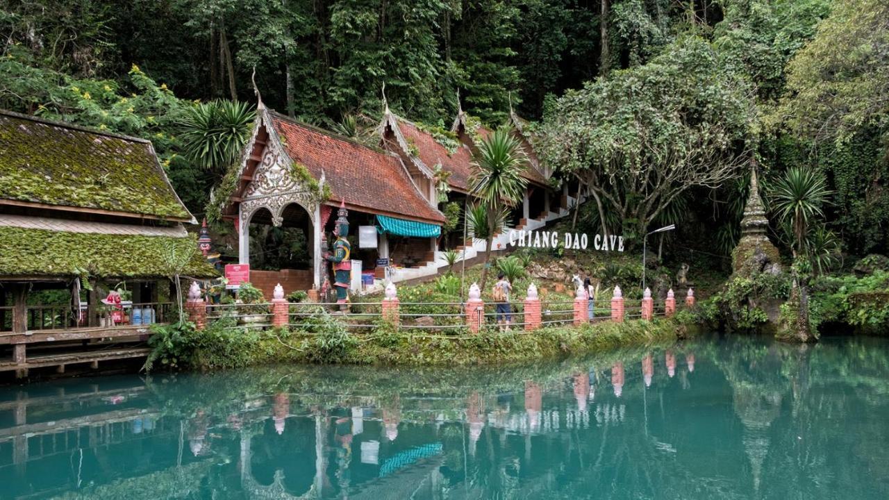 Titans House Chiang Dao Hostel ภายนอก รูปภาพ