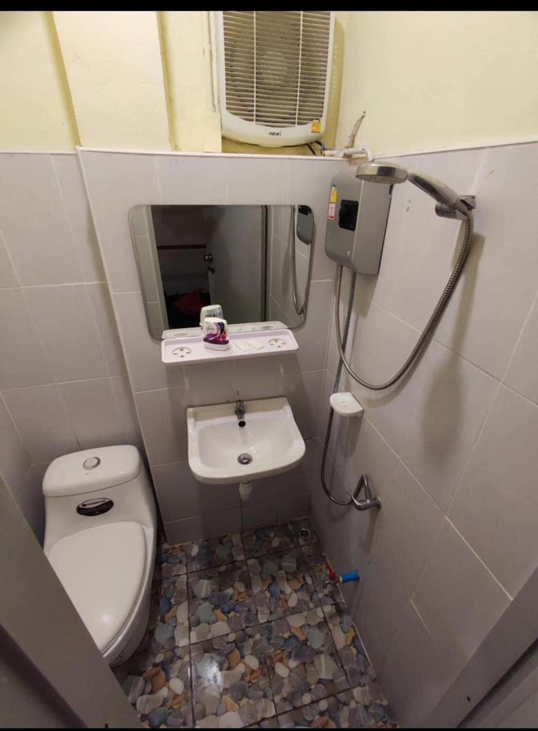 Titans House Chiang Dao Hostel ภายนอก รูปภาพ
